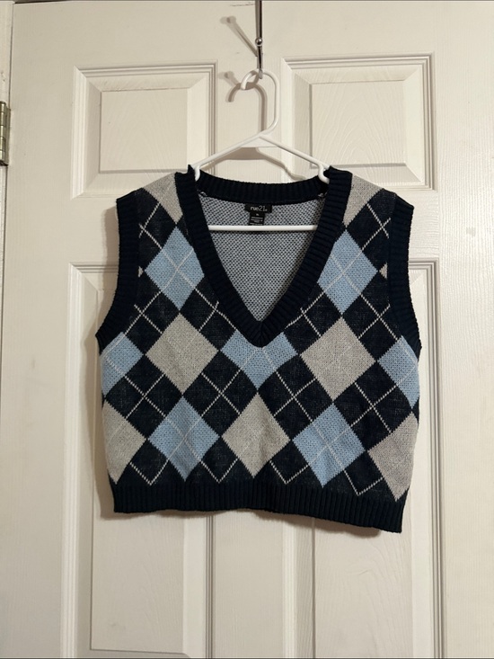 Rue21 Sweaters - Rue21 Women's Navy, Light Blue & Gray Argyle V-Neck Sweater Vest